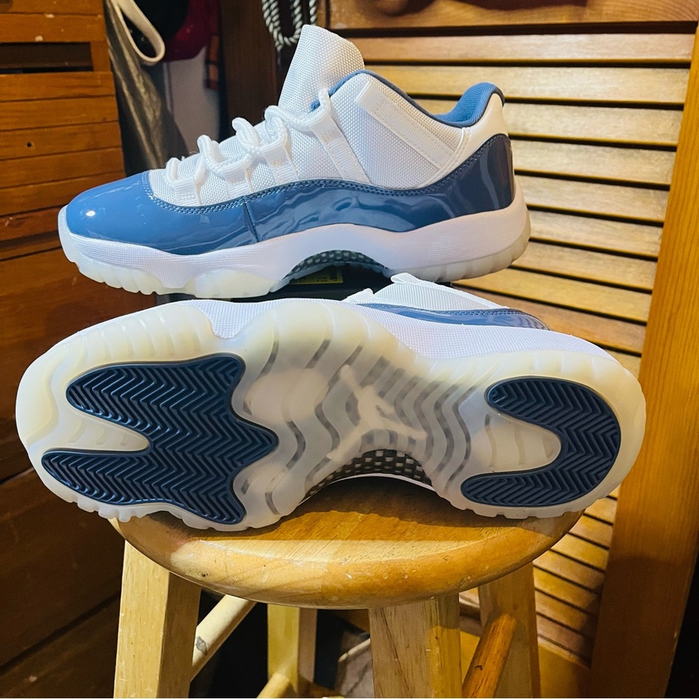 Jordan Men’s Low Top Athletic Shoes White and Light Blue